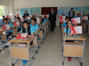 Tunceli’de Öğrencilere Tablet Bilgisayar