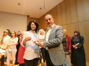 Kadın Kursiyerler KOSGEB Sertifikalarına Kavuştu
