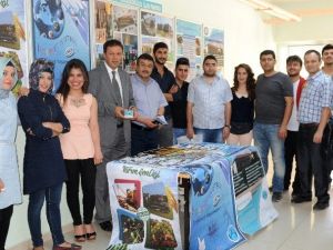 Üniversiteli Öğrencilerinden Proje Sergisi