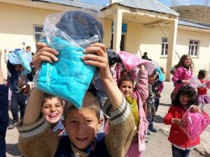 Ankara’dan Başkale’ye Uzanan El