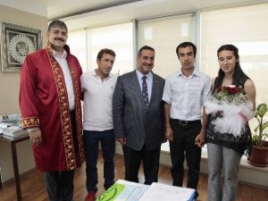 Mutluluğa Hiç Bir Şey Engel Değil