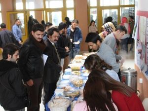 ASÜ’lü Öğrencilerinden Engellilere Destek