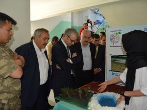 Tercan Anadolu Lisesi TÜBİTAK 4006 Bilim Fuarı Açılışı Yapıldı