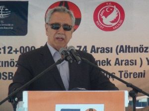 Başbakan Yardımcısı Arınç: "Bu Ülkede Yatırım Yapılmasını İstemeyenler Var"