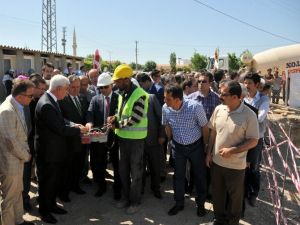 Esnaflardan Yükseköğrenim Öğrencilerine Yurt Desteği