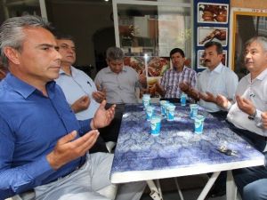 Saruhanlı Esnafı Pilav Hayrı Düzenledi