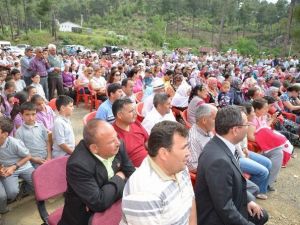 Vali Çiçek, Dalaman’da Halı Saha Açtı