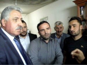 Başkale Esnafından AK Partililere Sıcak Karşılama