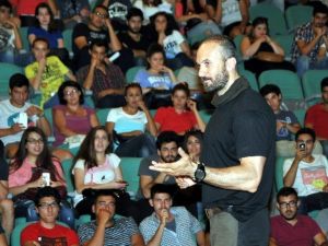 ADÜ’den ’Doğa ve İnsan’ Konferansı