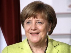 Merkel Dünyanın En Güçlü Kadını Seçildi