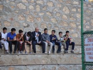 Sarıveliler’de Halı Saha Futbol Turnuvası