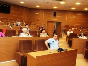 Büyükşehir’in Eğitimcilerine İletişim Semineri