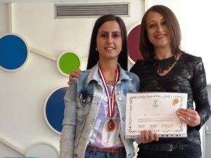 Sosyal Medya Bağımlılığı İkincilik Getirdi