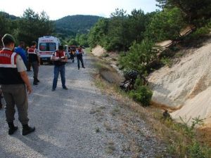 Traktörün Altında Kalan Sürücü Öldü