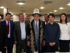 Başkan Karaosmanoğlu Kırgız Heyeti Ağırladı