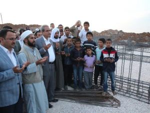 Başkan Demirkol Medrese Temelini Attı