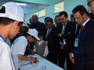 Kasaba Okulunda Bilim Fuarı Açıldı