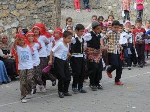 Çelikhan Atatürk İlkokulu Okuma Bayramı Düzenledi
