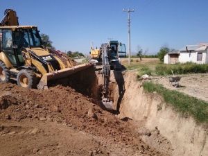 Yağmur Suyu Kollektör Hattı Yapılıyor