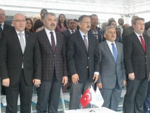 Büyükşehir Belediyesi Ulaşıma Can Kattı