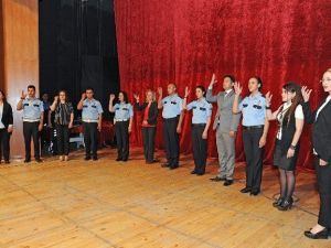 İşaret Dili İle İstiklal Marşı Okundu