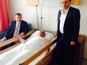 Başkan Keskin, İl Yönetim Kurulu Üyesini Hastanede Ziyaret Etti