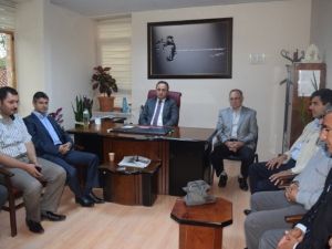 Müdür Esen Pazarlar’da İncelemelerde Bulundu