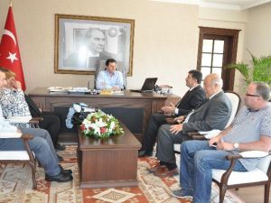 Muhtarlar Konfederasyonu Başkanı Kaymakam Dr. Gödekmerdan’ı Ziyaret Etti