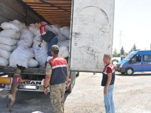 Şanlıurfa’da Kaçak Çay Ve Sigara Operasyonu