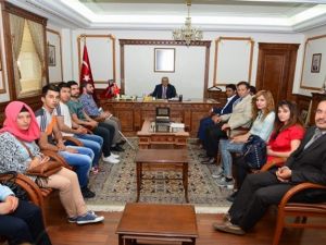 25 Genç Ve 4 Engelli Çekilen Kura İle Memuriyete Alındı
