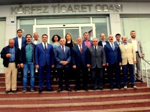 Tarhan, Kentin Sorunlarını Sunum İle Anlattı