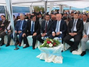 10 Bin Metrekare Kapalı Alana Sahip ’Fuar Alanı’nın Temeli Atıldı
