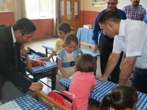 Lise Öğrencileri, Hanımın Çiftliği Fatih Ortaokulu’na Kütüphane Kurdu