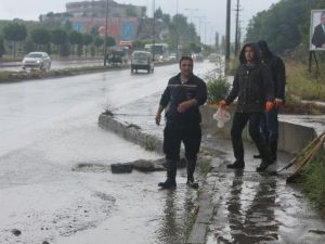 Zonguldak’ta Sağanak Yağış Etkili Oldu