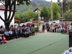 Azdavay Hem Yılsonu Sergisi Açıldı