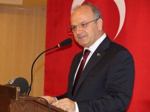 Vali Çakacak: “Kadınlara Hala Fırsat Eşitliği Tam Olarak Sağlanamıyor”