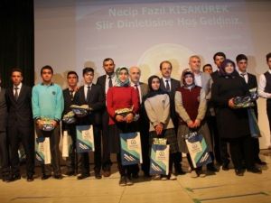 Necip Fazıl Şiirleri İle Anıldı