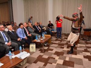 Kütahya’da Hisarlı Ahmet Sempozyumu