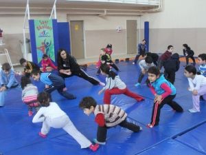 Spor Okulları Sahaya Çıkıyor