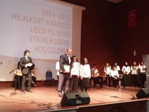 Görme Engelli Öğrenci Duygularını Yazıyla Anlattı