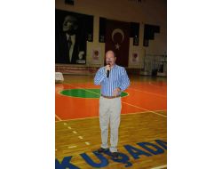 Kuşadası'nda basketbol semineri