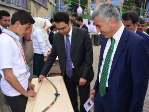 Öğrenciler Kum Havuzu’nda Yaptıkları İle Şaşırttılar