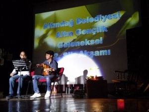 Altındağlı Gençlerin Şiir Sevgisi