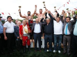 Balaban, Başpehlivan Oldu