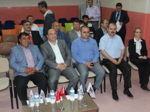 Osmaneli İmam Hatip Ortaokulu TÜBİTAK Bilim Fuarı Sergisini Açtı
