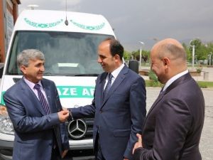 Selçuklu Belediyesi’nden Çernooçene’ye Araç Desteği