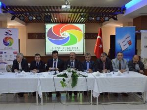 "Genç Tüketici Hakları" Zirvesi Eskişehir’de Gerçekleştirildi