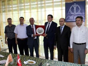 MÜSİAD’tan, Assistt Genel Müdürü Dülgeroğlu’na Plaket