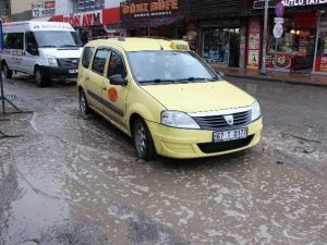 Kentin Göbeği Çamur Deryası