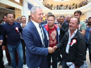 Agora AVM’ye Görkemli Açılış